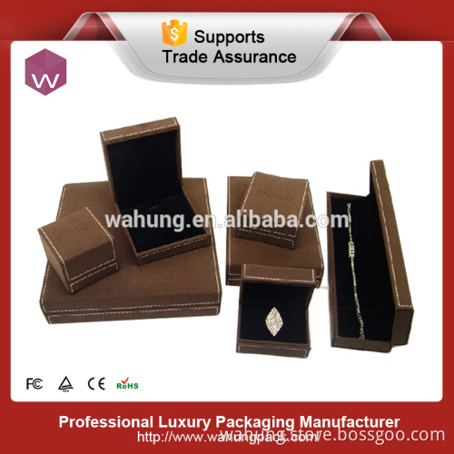 custom logo printed luxury packaging velvet jewelry box
